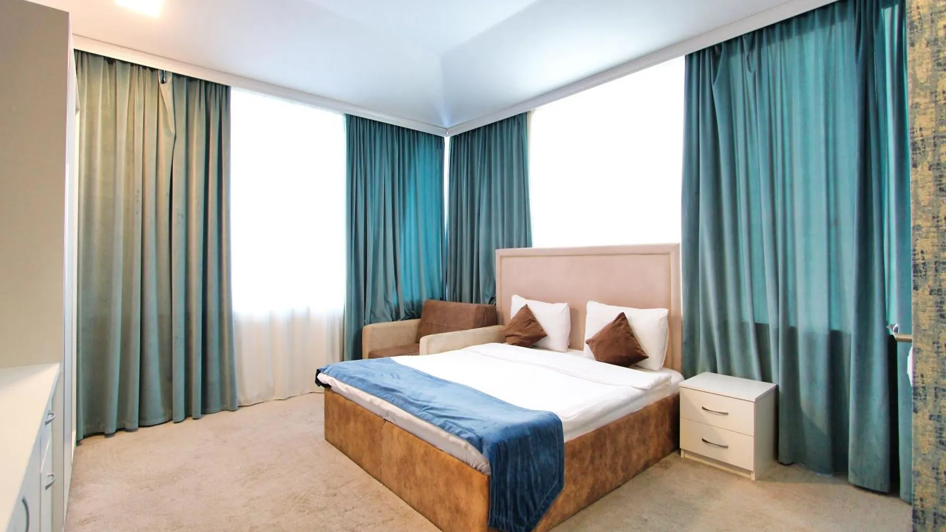 Sunday Palace Hotel Baku